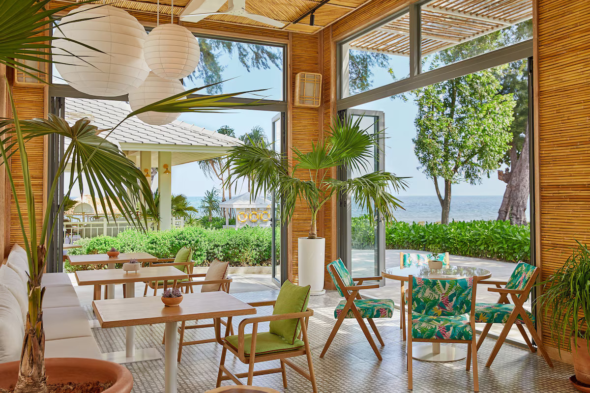The Standard Hua Hin – A Stylish Long-Stay Beachfront Retreat